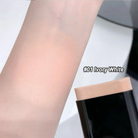 Velvet Moist Light Concealer