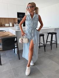 New Sleeveless Long Tie Waist-tight Single-breasted Denim Dress