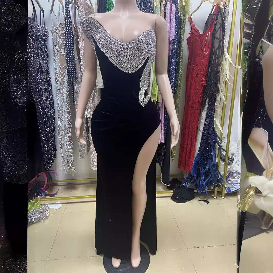 Rhinestone Design Split Shoulder Sleeveless Black Dress