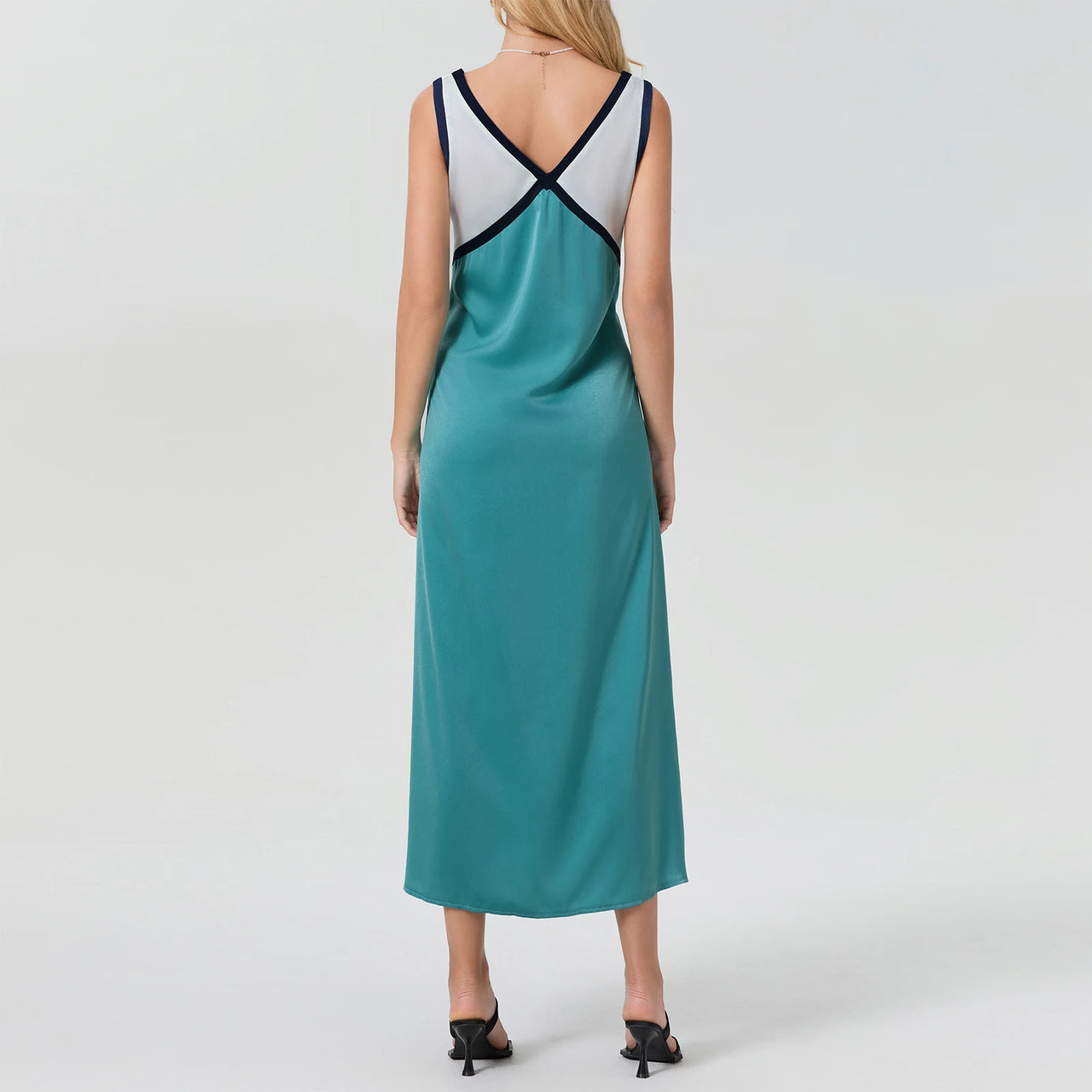 S4309115f241c439e8c776626eeb2e585x