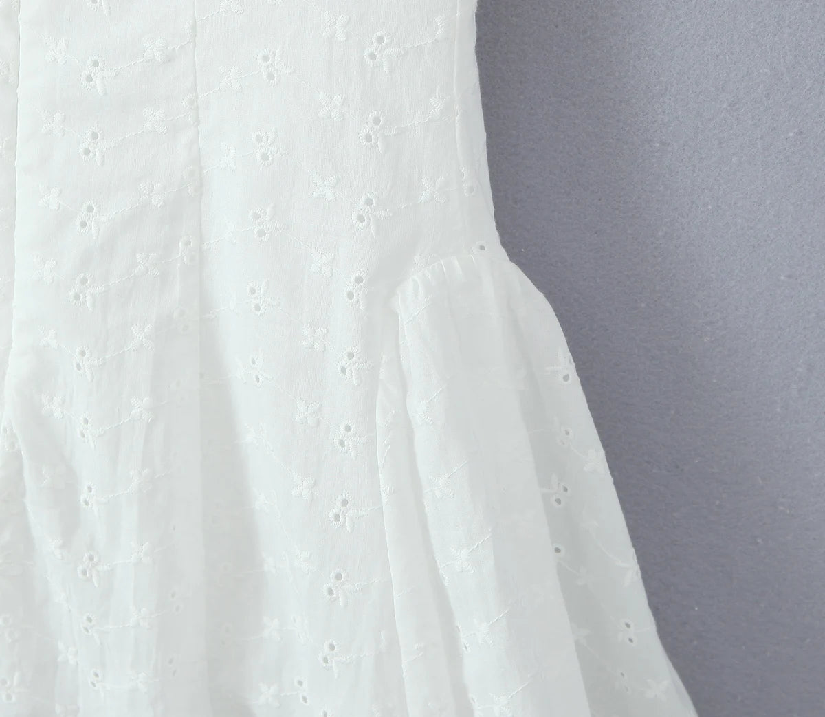 Sexy White Embroidery Flower Roll up Collar Off Shoulder Low Waist Ruched Pleated Swing Mini Dress Women Sexy Summer Robe Party