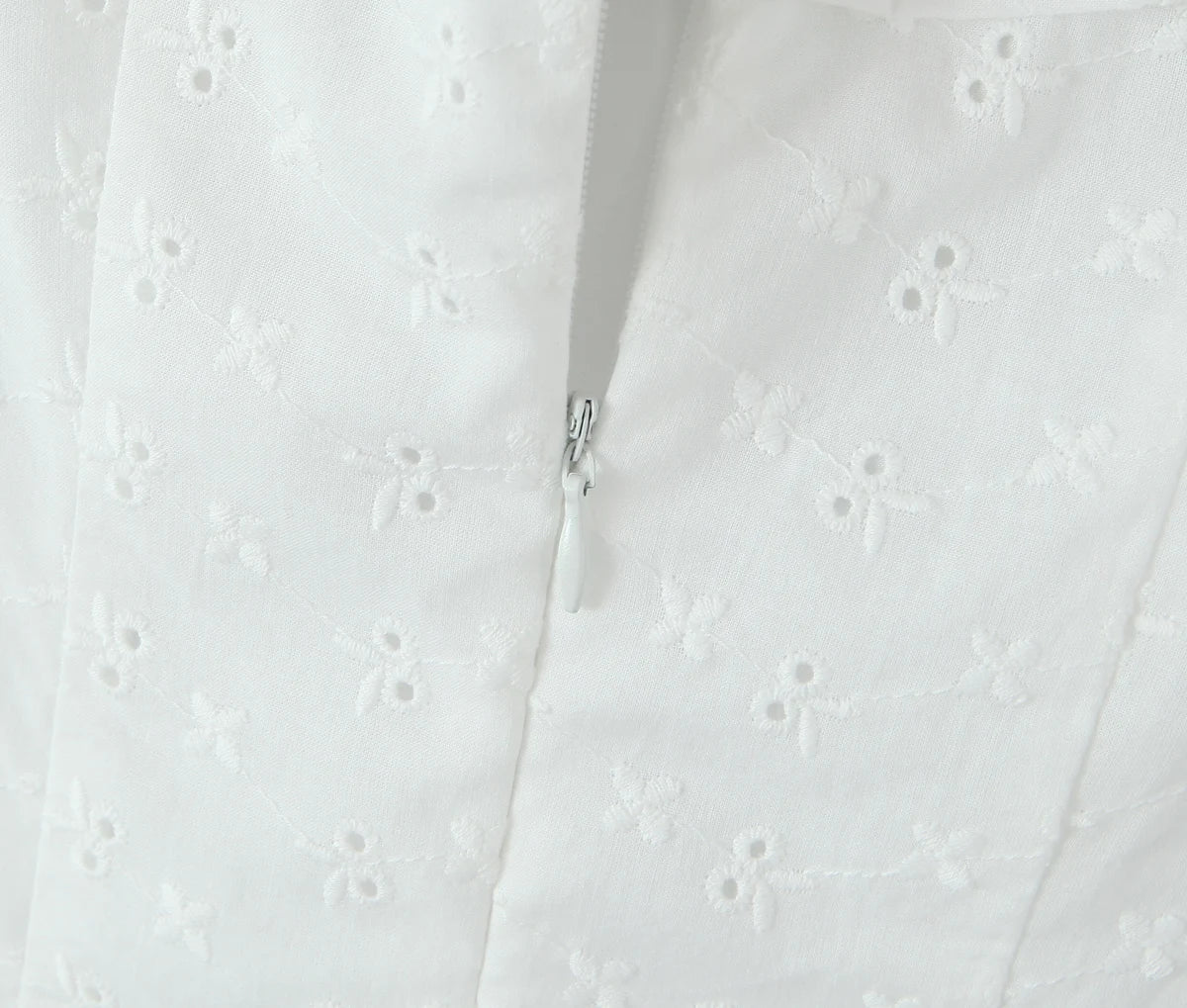 Sexy White Embroidery Flower Roll up Collar Off Shoulder Low Waist Ruched Pleated Swing Mini Dress Women Sexy Summer Robe Party