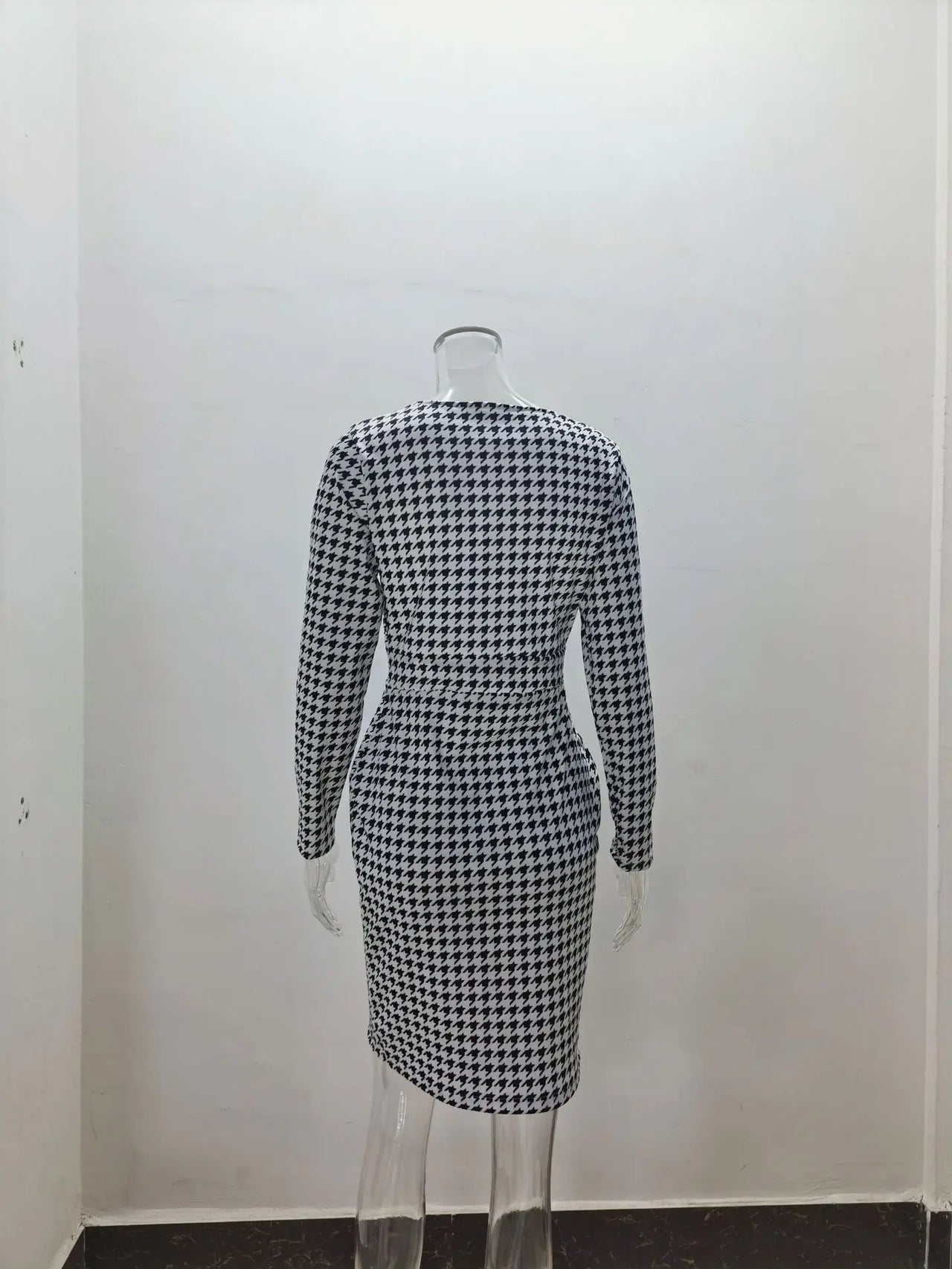 New Autumn/Winter Sexy Long Sleeve V-Neck Wrapped Hip Print Dress for Women