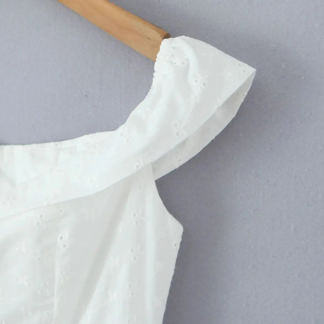 Sexy White Embroidery Flower Roll up Collar Off Shoulder Low Waist Ruched Pleated Swing Mini Dress Women Sexy Summer Robe Party