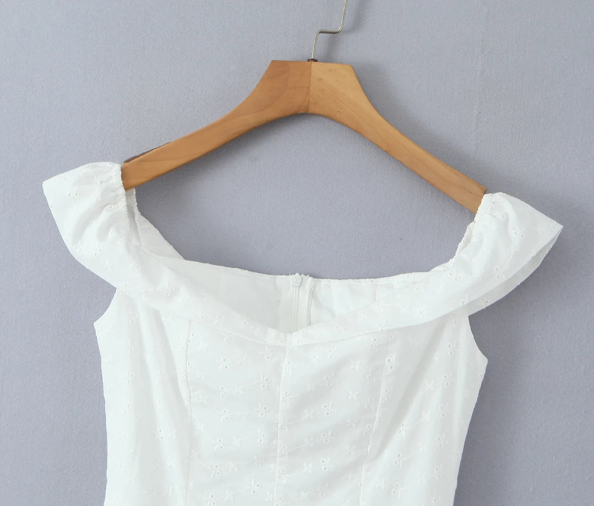 Sexy White Embroidery Flower Roll up Collar Off Shoulder Low Waist Ruched Pleated Swing Mini Dress Women Sexy Summer Robe Party