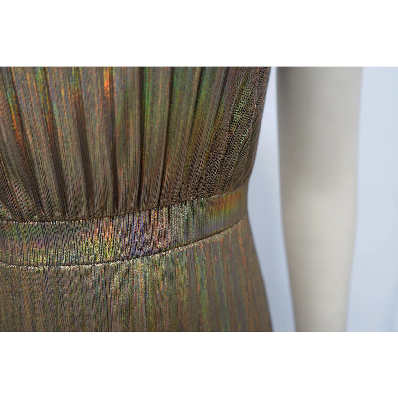 Elegant Women Even Dresses Luxury Maxi Long Metallic Pleated Dress One Shoulder Sleeveless Premium Shiny Shimmer Gowns
