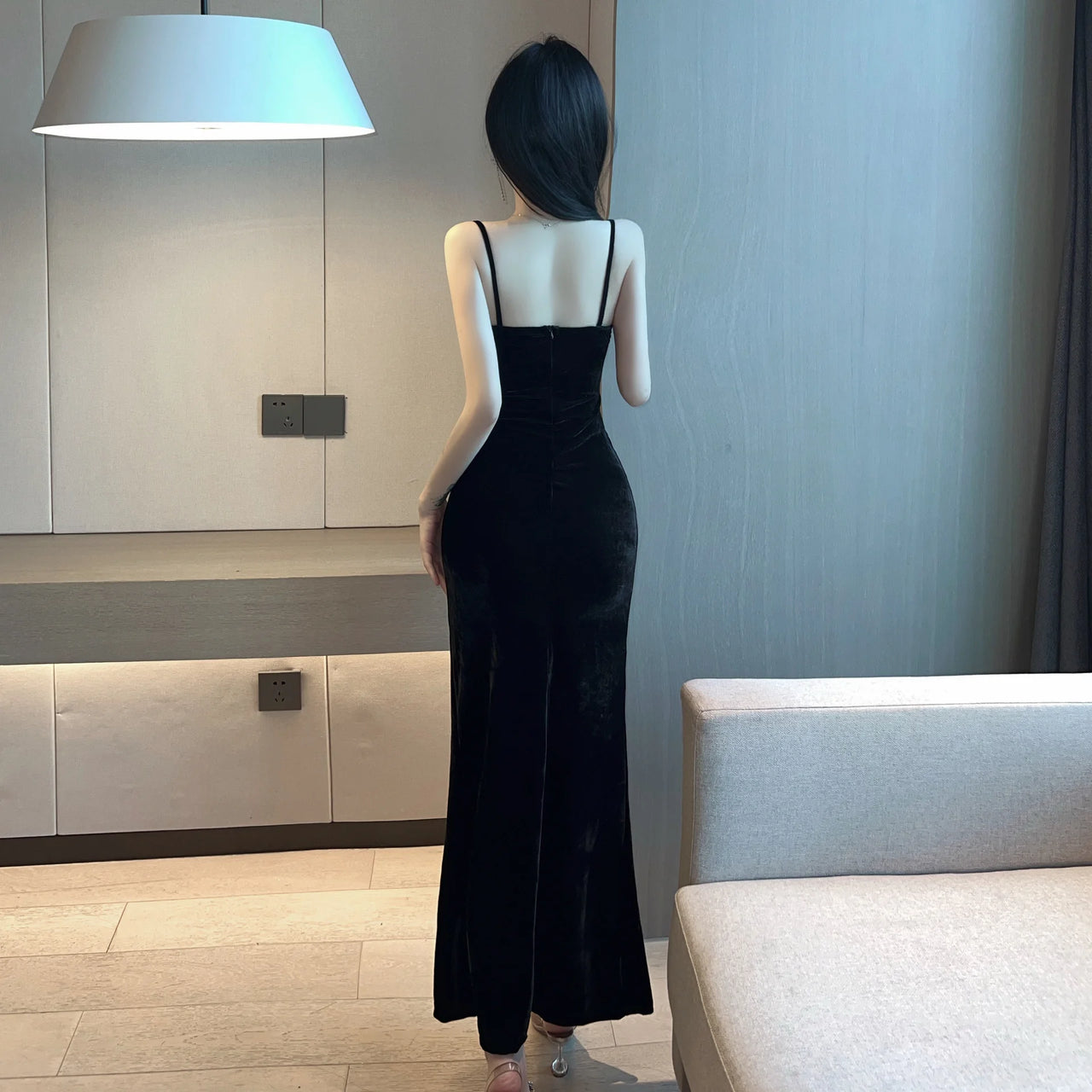 2023 Summer Women's Sexy Temperament V-neck Low cut Velvet sling ceremonial dress Side Split Slim Wrap buttocks Long Dress UR6Y