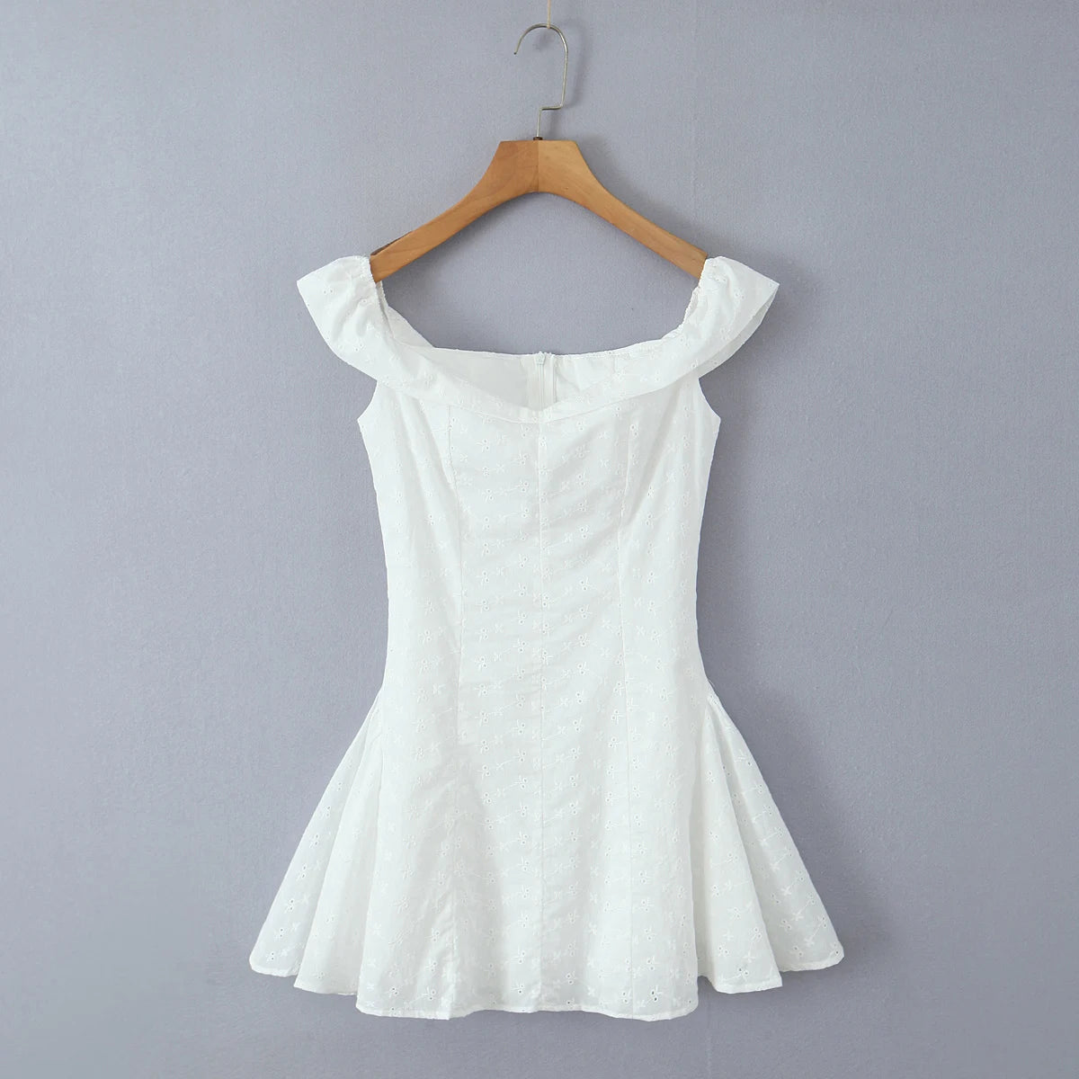 Sexy White Embroidery Flower Roll up Collar Off Shoulder Low Waist Ruched Pleated Swing Mini Dress Women Sexy Summer Robe Party