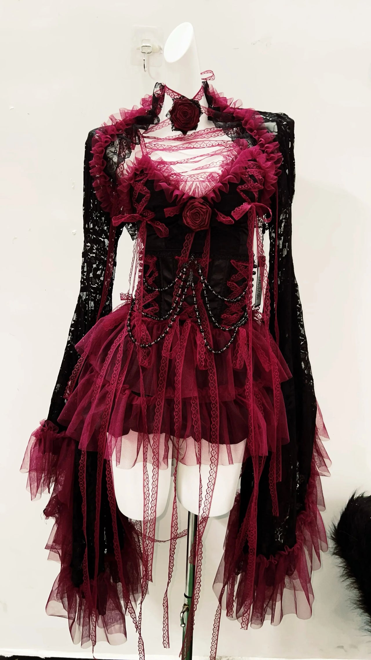 Sf7665f70bbe14bdab281925f33bd17e6e