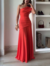 Slim Fit Diagonal Collar Sleeveless Red Dress