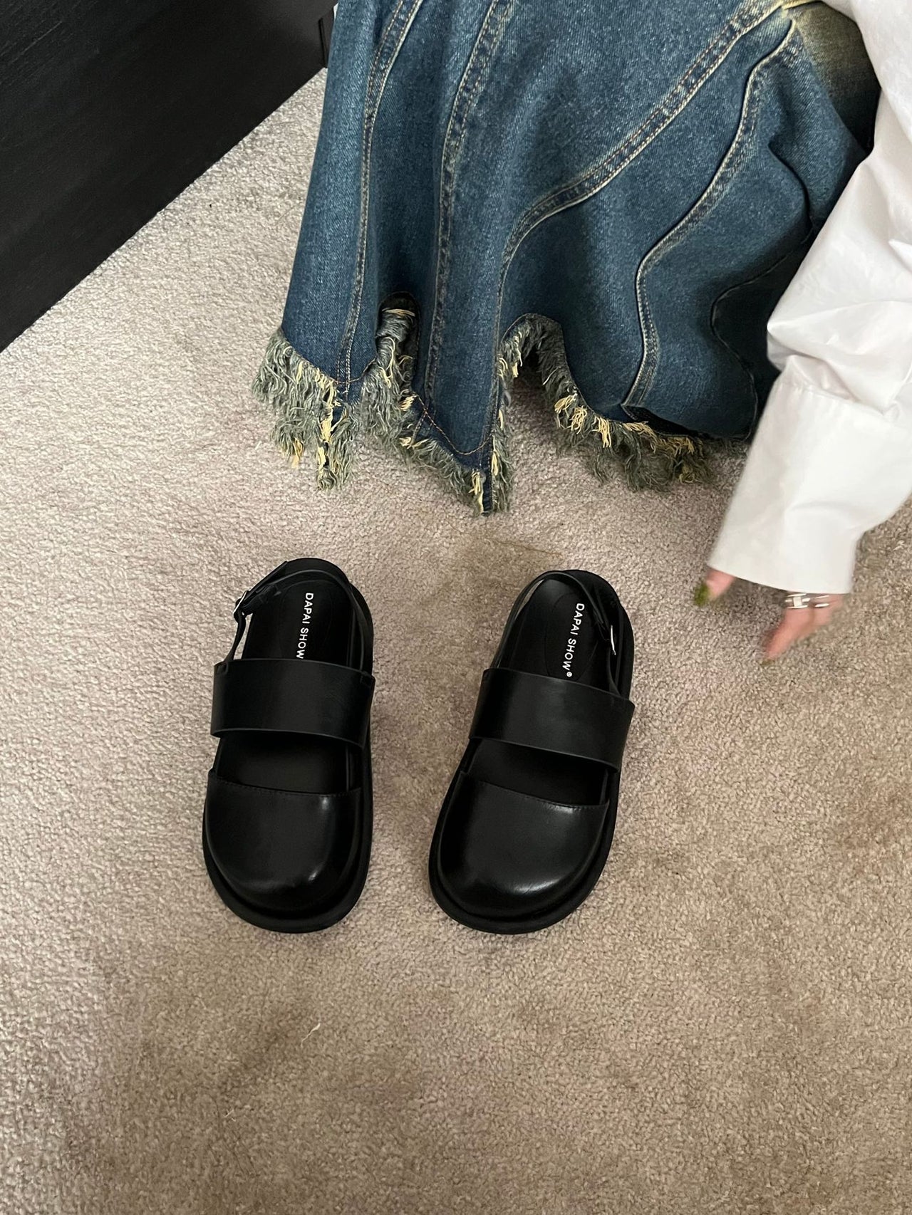 Retro Raise The Bottom One Strap Two-way Breathable Closed Toe Sandals